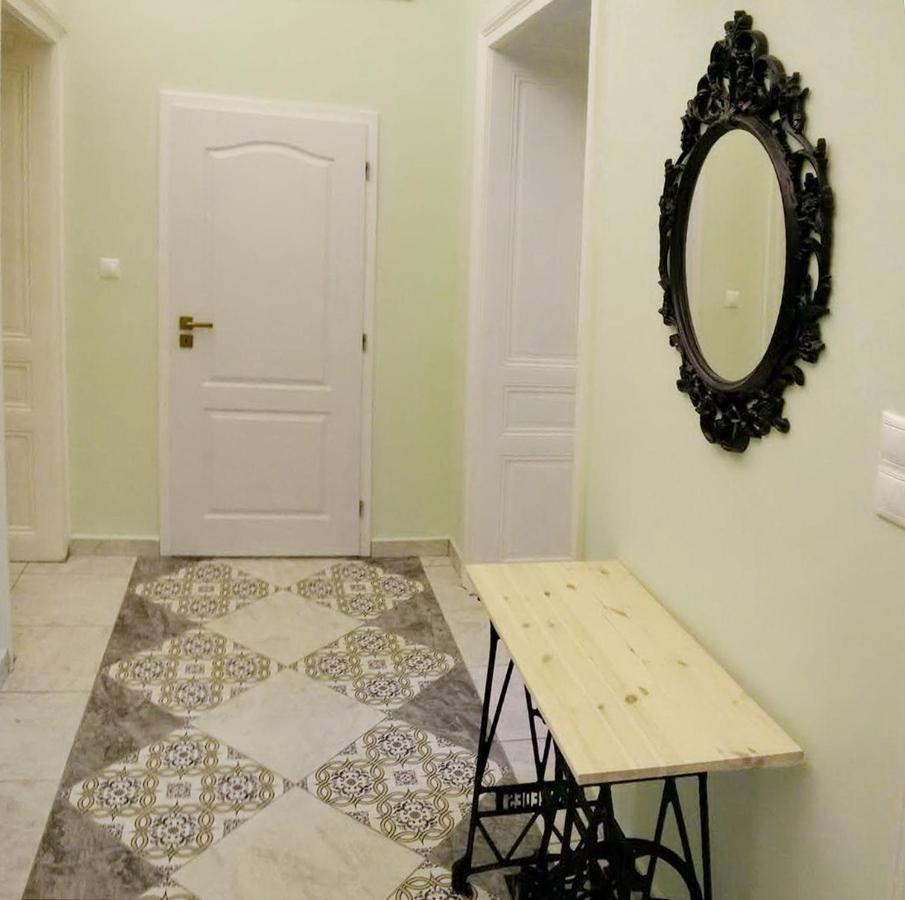 Apartments Iris カルロヴィ・ヴァリ エクステリア 写真